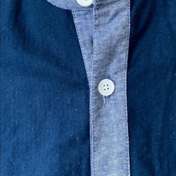 Shirt - Picture 4 of 6